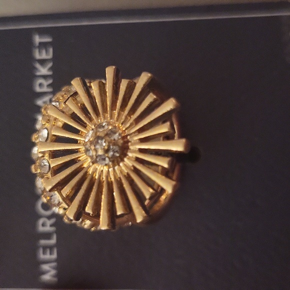 Beautiful rings - Picture 2 of 3